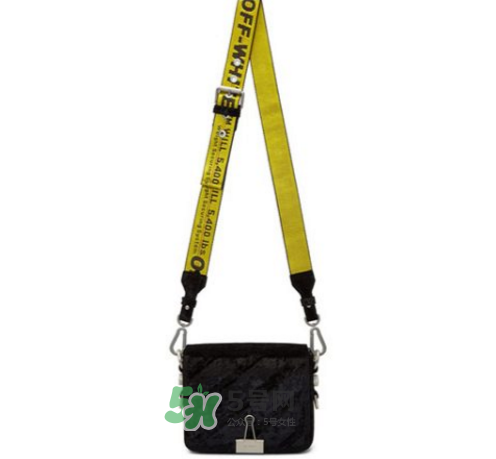 off white夾子包絲絨款多少錢？off white夾子包絲絨版專柜價格