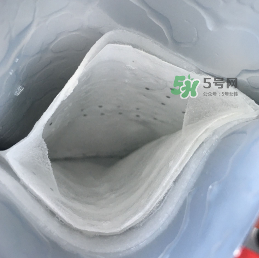 伊貝詩面膜怎么樣？伊貝詩面膜有熒光劑嗎？