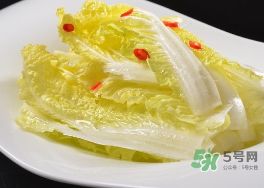 娃娃菜可以隔夜吃嗎？娃娃菜有黑點(diǎn)怎么回事