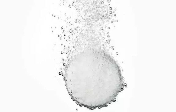 蘇打水是碳酸飲料嗎？蘇打水和碳酸飲料的區(qū)別