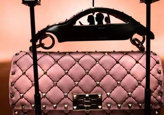 Rockstud Spike手袋七夕限定款多少錢_預售時間