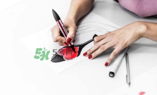 dioramour愛心高跟鞋多少錢？迪奧七夕愛心鞋發(fā)售時(shí)間