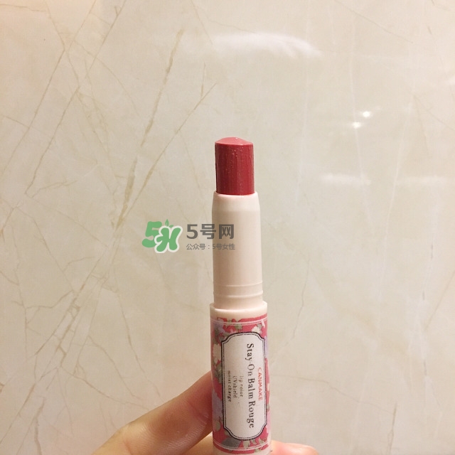 保濕口紅哪個牌子好？什么牌子的口紅保濕效果好