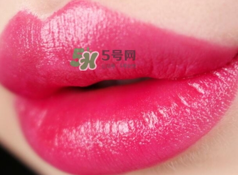 雅詩蘭黛戀愛唇膏試色 雅詩蘭黛pure color love戀愛唇膏色號(hào)