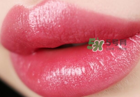 雅詩蘭黛戀愛唇膏試色 雅詩蘭黛pure color love戀愛唇膏色號(hào)