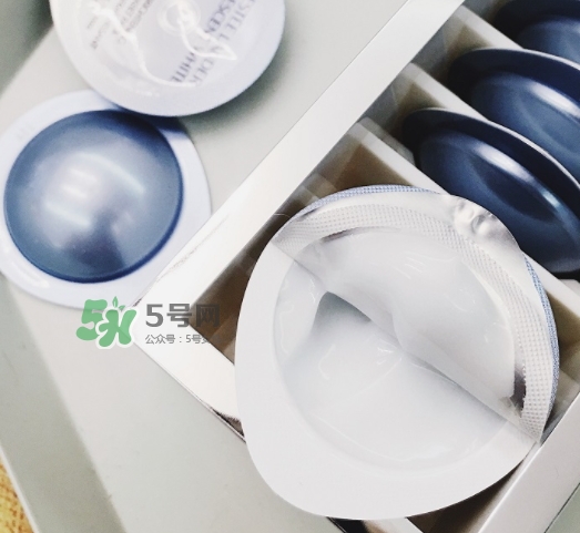 雅詩(shī)蘭黛凍膜好用嗎？雅詩(shī)蘭黛晶透沁白凍膜怎么樣