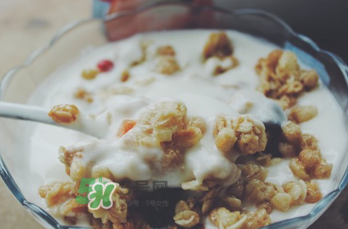 卡樂(lè)比熱帶椰子口味好吃嗎？卡樂(lè)比熱帶椰子麥片怎么樣？