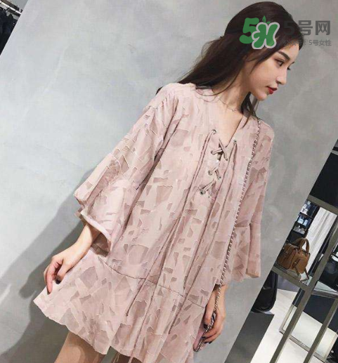 9月份可以穿裙子嗎？九月份還可以穿裙子嗎？