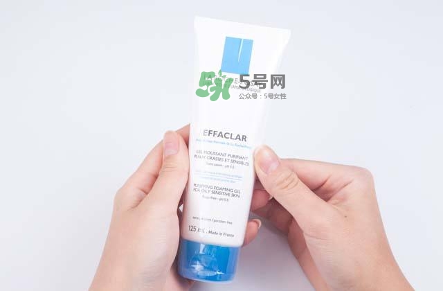 理膚泉凈膚控油潔面泡沫怎么樣？理膚泉潔面泡沫和啫喱