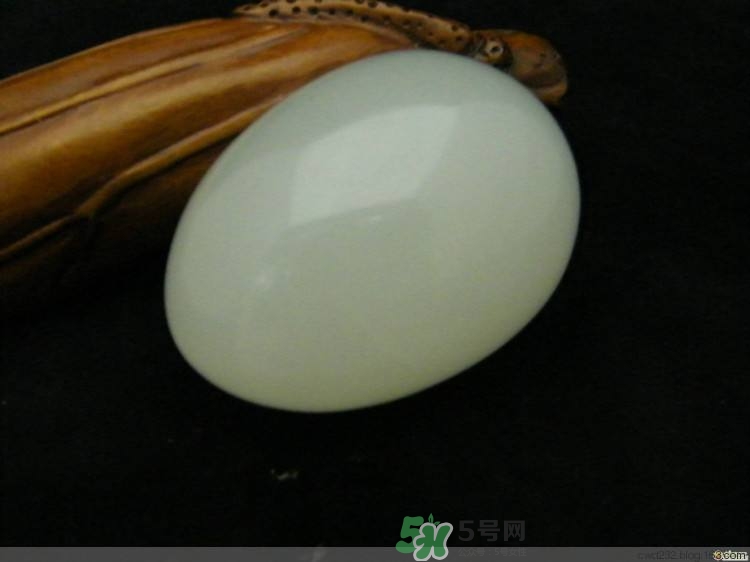 玉蛋功的由來(lái) 玉蛋功的好處 玉蛋功怎么練 玉蛋功的由來(lái) 玉蛋功的好處 玉蛋功怎么練