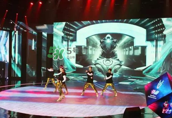 戰(zhàn)馬飲料代言人是誰(shuí)？戰(zhàn)馬飲料代言人