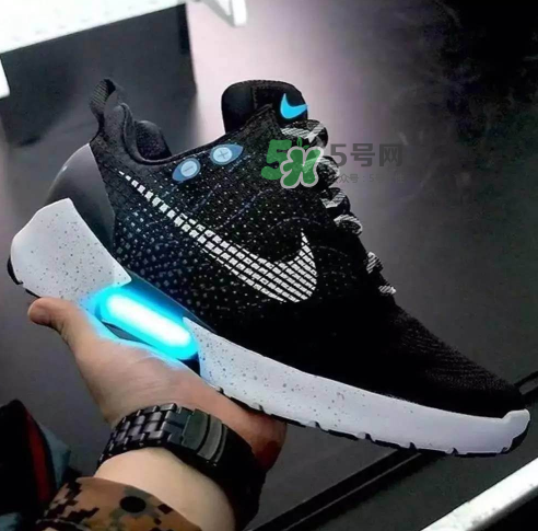 nike hyperadapt 1.0國(guó)內(nèi)什么時(shí)候發(fā)售？耐克自動(dòng)系鞋帶鞋國(guó)內(nèi)發(fā)售時(shí)間