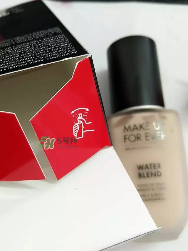 玫珂菲水粉霜怎么樣？玫珂菲全新雙用水粉霜好用嗎？