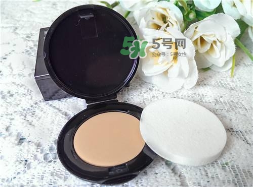 Bobbi Brown芭比波朗粉凝霜怎么樣？芭比波朗無感持妝粉凝霜好用嗎？