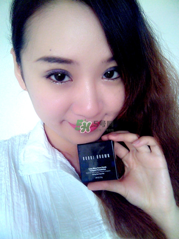 Bobbi Brown芭比波朗粉凝霜怎么樣？芭比波朗無感持妝粉凝霜好用嗎？