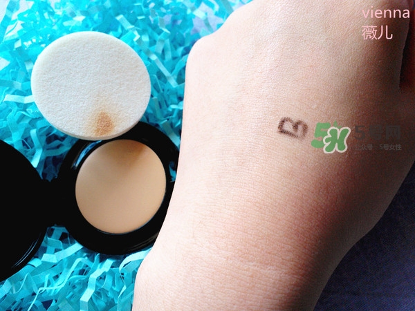 Bobbi Brown芭比波朗粉凝霜怎么樣？芭比波朗無感持妝粉凝霜好用嗎？