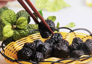 烏梅是中藥嗎？烏梅可以多吃嗎？