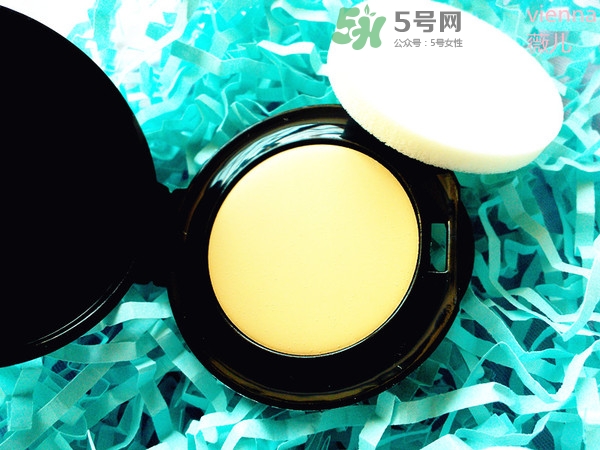 Bobbi Brown芭比波朗粉凝霜怎么樣？芭比波朗無感持妝粉凝霜好用嗎？
