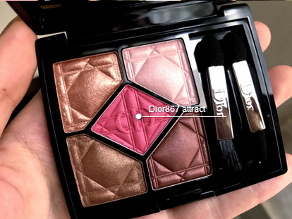 迪奧新五色眼影盤(pán)色號(hào)_dior2017五色眼影盤(pán)試色圖 迪奧新五色眼影盤(pán)色號(hào)_dior2017五色眼影盤(pán)試色圖
