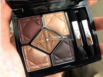 迪奧新五色眼影盤(pán)色號(hào)_dior2017五色眼影盤(pán)試色圖 迪奧新五色眼影盤(pán)色號(hào)_dior2017五色眼影盤(pán)試色圖