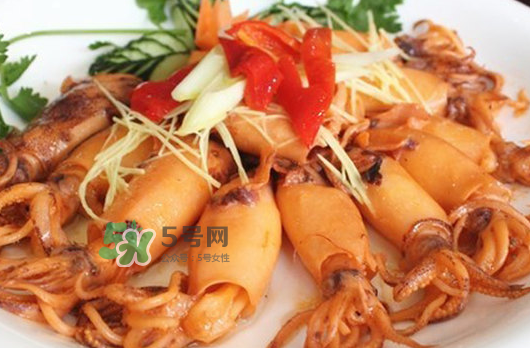 魷魚仔怎么清洗圖解？小魷魚怎么清洗？