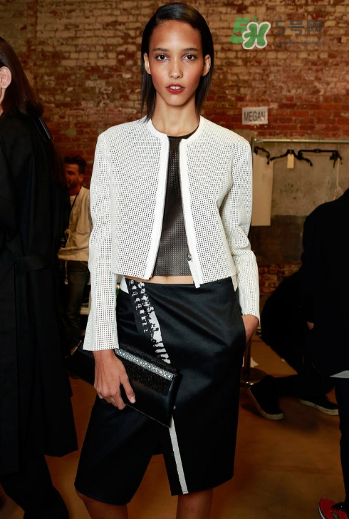 helmut lang是什么牌子？helmut lang是什么檔次？