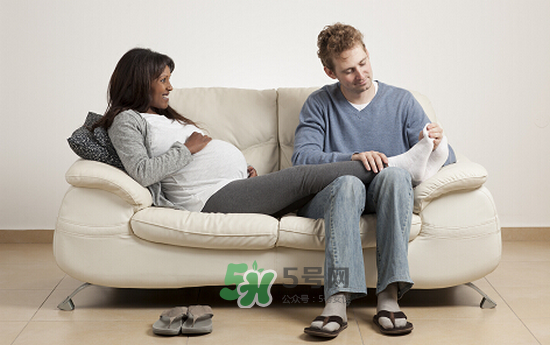 為什么伸懶腰容易抽筋？睡覺伸懶腰時(shí)腿抽筋