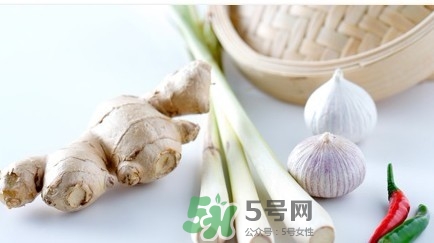 男人吃蔥壯陽嗎？男人吃蔥有什么好處？