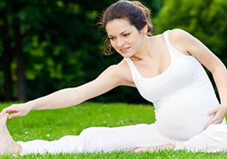 為什么伸懶腰容易抽筋？睡覺伸懶腰時腿抽筋