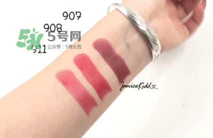 歐萊雅紛澤溢彩釉光唇膏試色 L'OREAL Shine Lipstick唇膏色號 歐萊雅紛澤溢彩釉光唇膏試色 L'OREAL Shine Lipstick唇膏色號