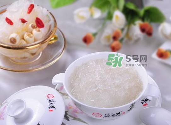 燕窩和銀耳可以一起燉嗎？燕窩和銀耳的口感區(qū)別