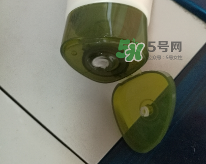 一葉子補(bǔ)水潔面乳怎么樣？一葉子補(bǔ)水洗面奶好用嗎？