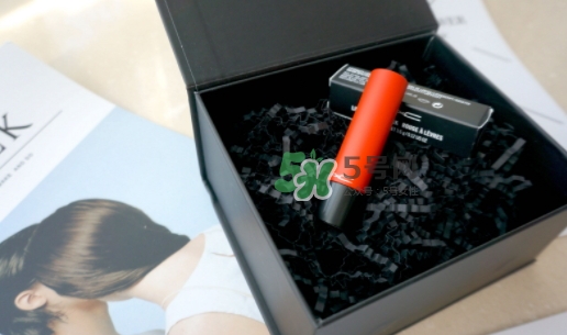 mac魅可立體凝彩唇膏怎么用？魅可立體凝彩唇膏真假辨別