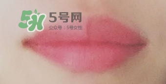 mac魅可立體凝彩唇膏怎么用？魅可立體凝彩唇膏真假辨別