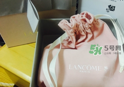 蘭蔻小粉盒氣墊多少錢？蘭蔻小粉盒氣墊專柜價(jià)格