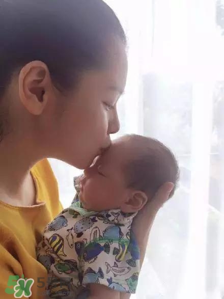 生孩子會遇到尷尬的事情有哪些？生孩子會變老嗎？