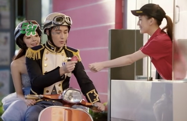 第一次送孩子去幼兒園，你是哪種家長？