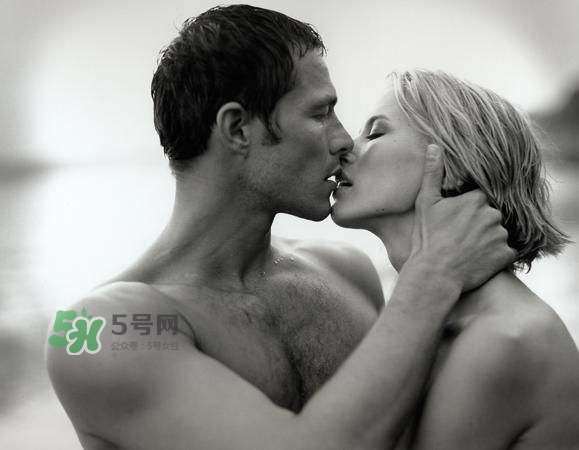 生孩子會遇到尷尬的事情有哪些？生孩子會變老嗎？