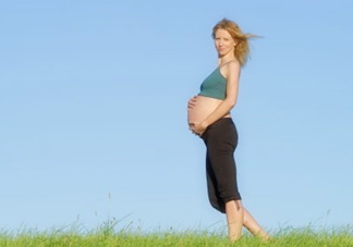 順產(chǎn)前做什么運(yùn)動(dòng)生得快？順產(chǎn)前吃什么有助分娩？