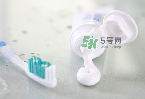 牙膏怎么去黑頭？牙膏去黑頭有用嗎