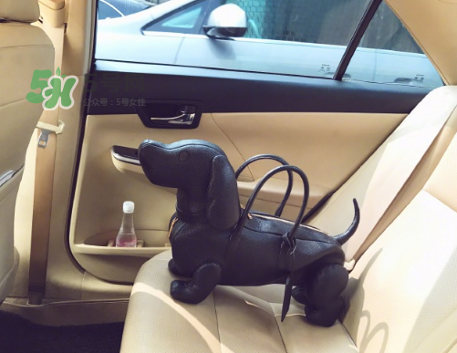 thom browne小狗包包多少錢？thom browne狗狗包價(jià)格