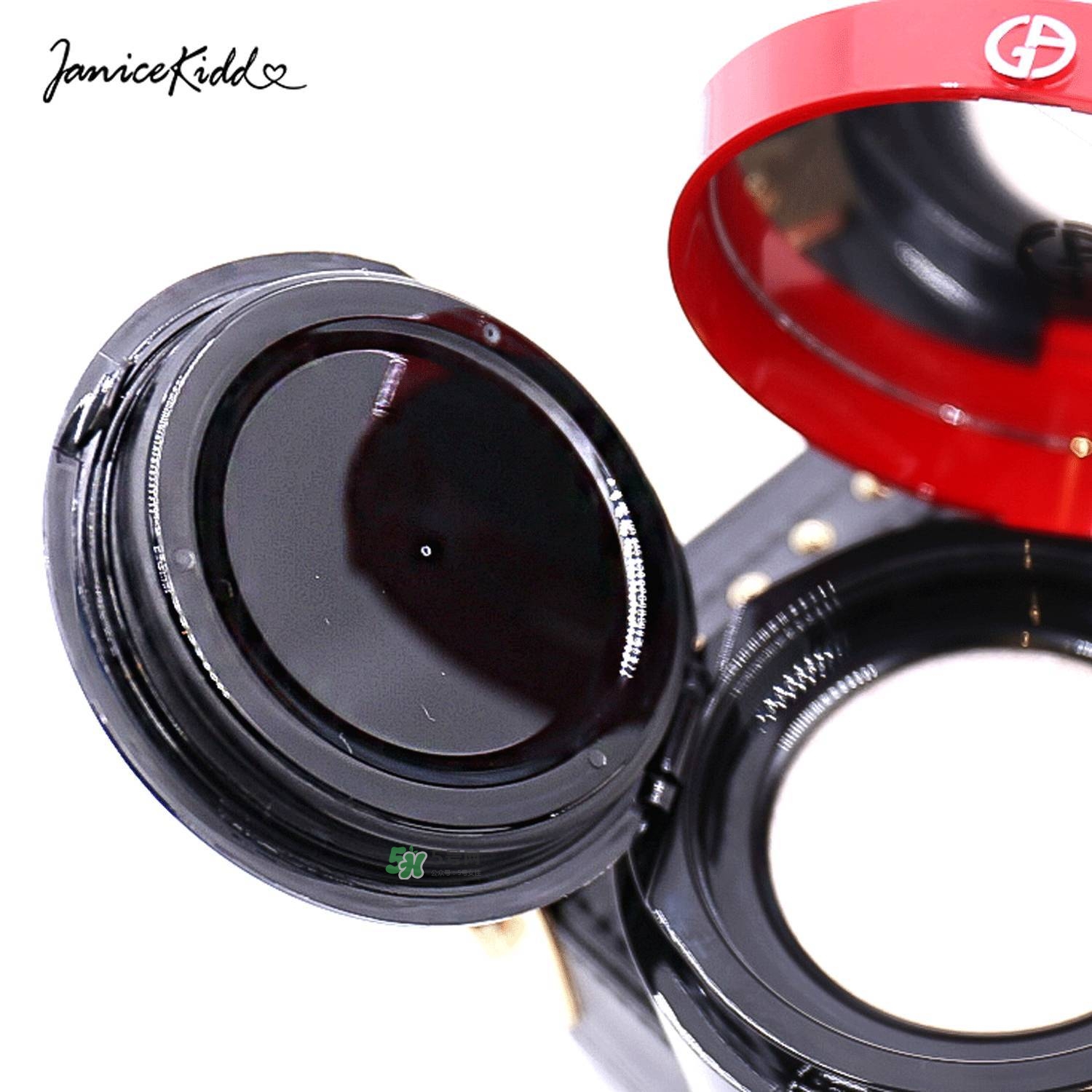 阿瑪尼氣墊好用嗎 阿瑪尼粉底液介紹 阿瑪尼氣墊好用嗎 阿瑪尼粉底液介紹