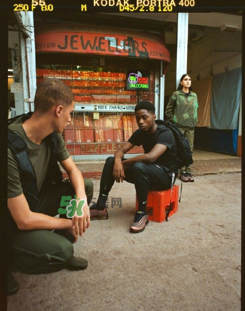 skepta與nike air max 97聯(lián)名什么時(shí)候發(fā)售_上腳效果_實(shí)物怎么樣？