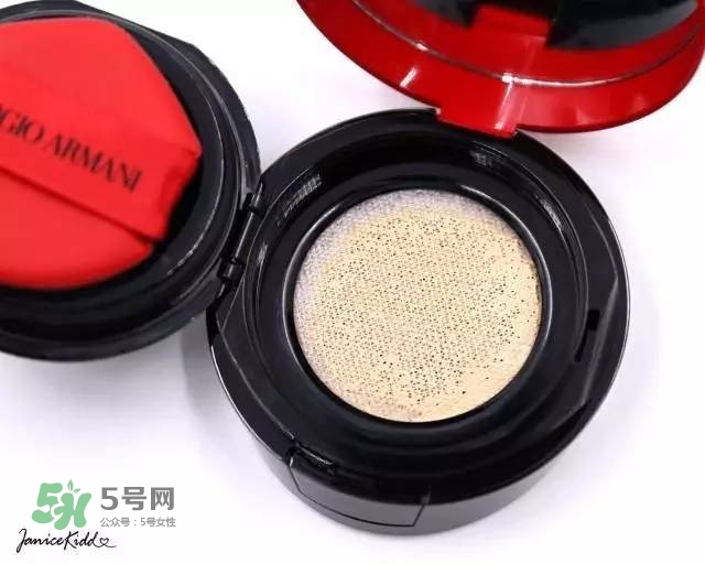 阿瑪尼氣墊好用嗎 阿瑪尼粉底液介紹 阿瑪尼氣墊好用嗎 阿瑪尼粉底液介紹