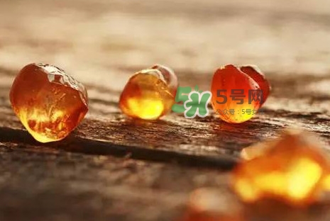 桃膠一次食用量多少？桃膠多吃有什么危害