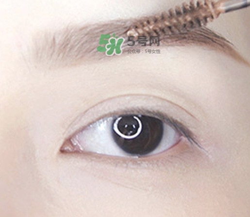 煙熏妝怎么畫？煙熏妝的畫法步驟圖解