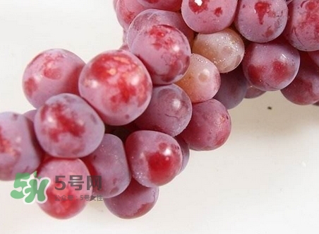 提子皮怎么好剝_提子皮怎么剝圖解_快速剝提子皮技巧 提子皮怎么好剝_提子皮怎么剝圖解_快速剝提子皮技巧