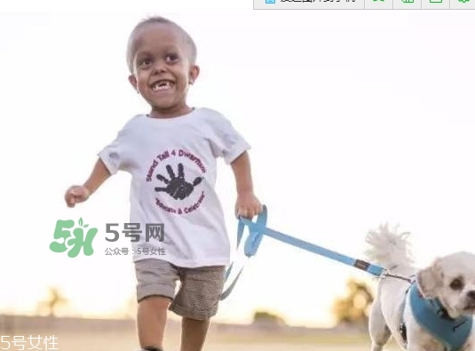 侏儒癥遺傳嗎？侏儒癥在嬰幼兒期有何表現(xiàn)？