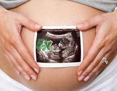 孕婦可以拔腋毛嗎？孕婦可以用脫毛膏脫腋毛嗎？