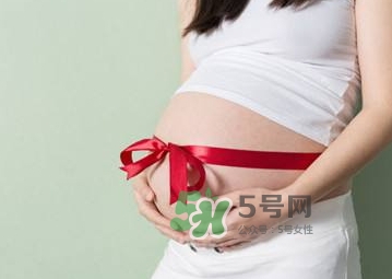 孕期為什么會(huì)水腫？孕期手腳腫怎么辦？